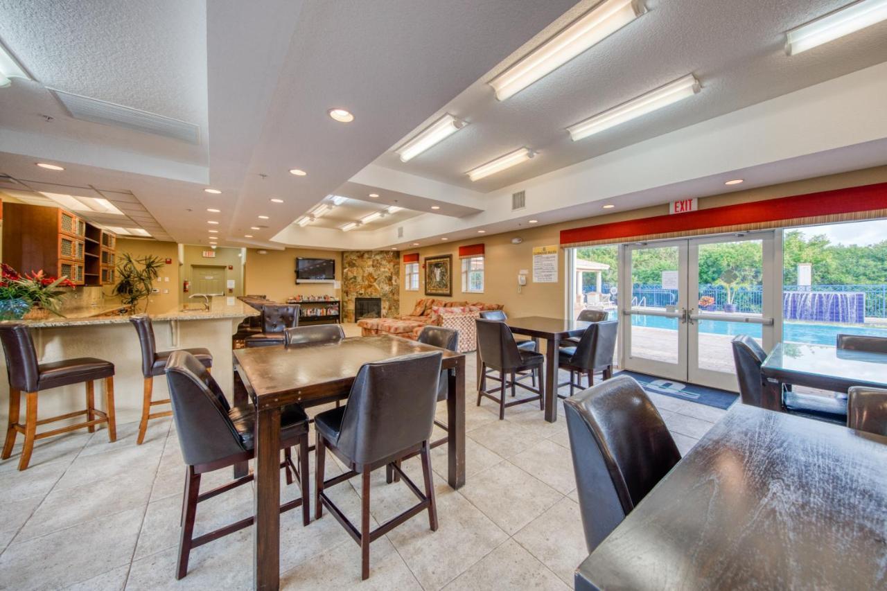 Oceanwalk Condos Bethune Beach Luaran gambar